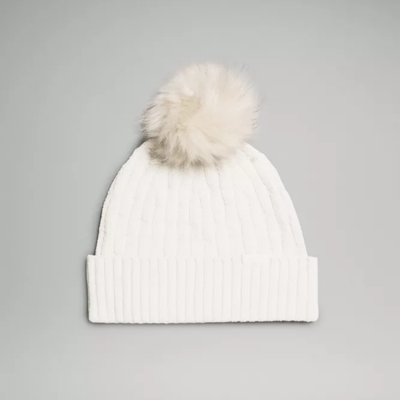 NWY Lululemon Natural Ivory Cable Knit Pom Beanie - Picture 5 of 6